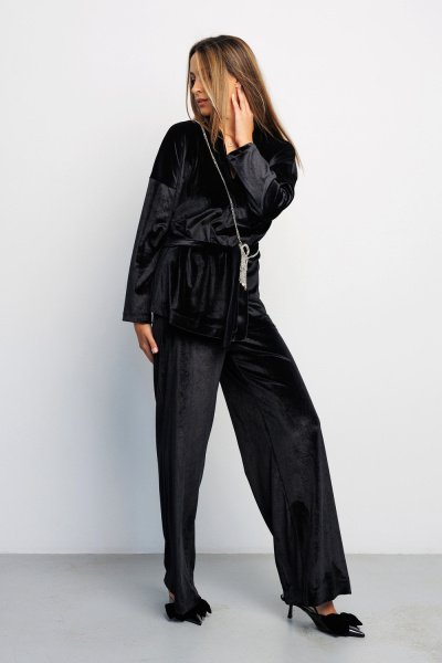 d56af0a5-93e0-4d4d-bf51-544c62d87c49